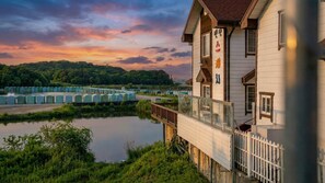 Exterior - Daebudo Sketch Pension (Ansan)