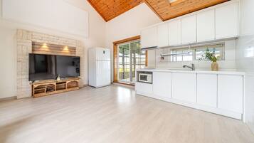 Habitación básica, 2 habitaciones (Sketch 1 (Mountain View / BBQ)) | 1 habitación y wifi gratis