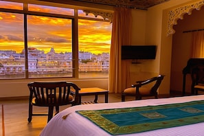 Deluxe Double Room, Lake View | Lake view - Hotel Thamla Haveli (Udaipur)