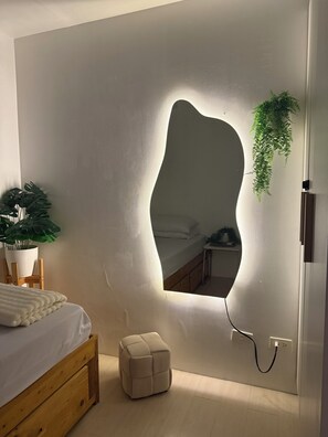 2 عدّة غرف نوم وواي فاي مجانًا وملاءات أسرّة