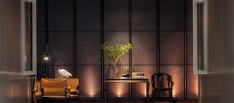 Yat hotel