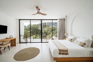Junior Villa, Patio, Pool View