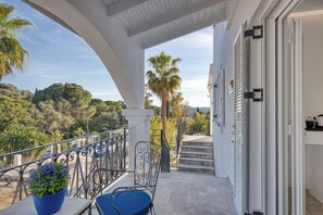 Luxury Double Room | Terrace/patio - Villa K Boutique Hotel (Corfu)