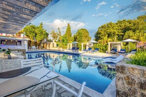 Seasonal outdoor pool - Villa K Boutique Hotel (Corfu)