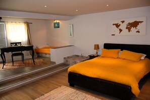 2 間睡房、熨斗/熨衫板、床單