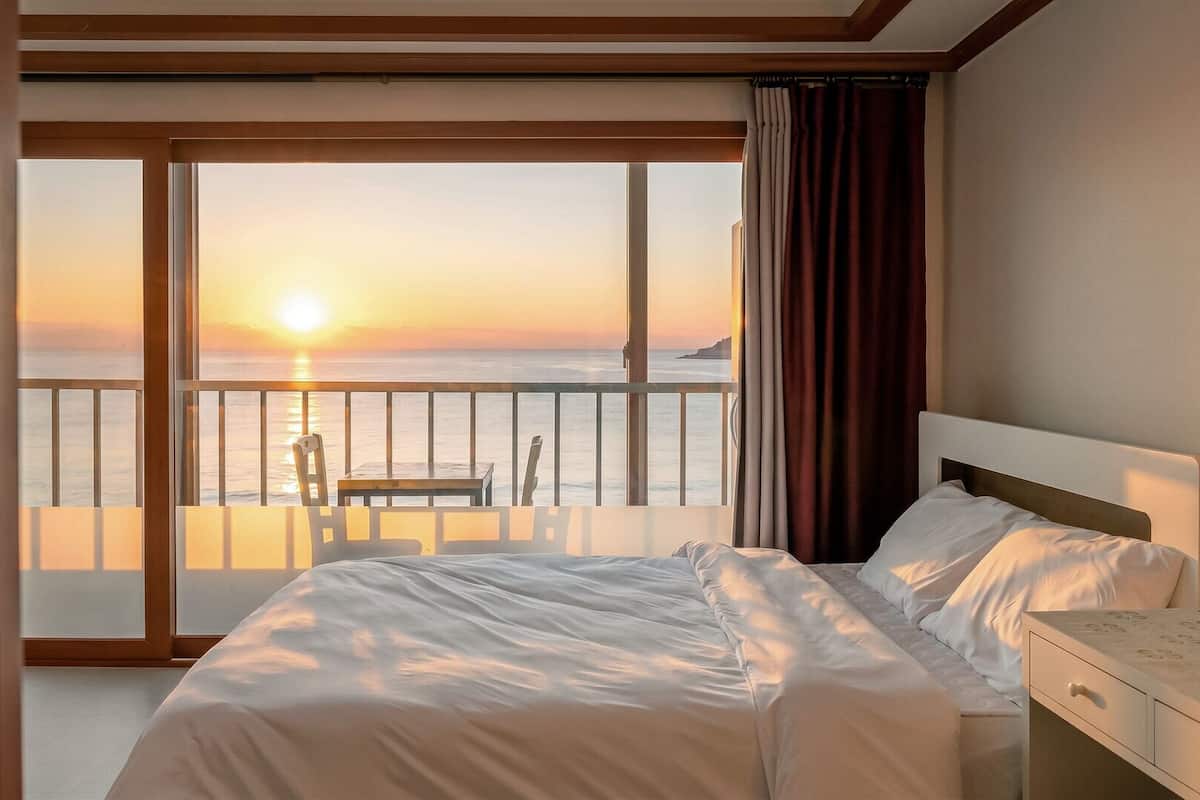 Basic Room, 1 Bedroom (Room 301 Pension(Ocean View/BBQ)) | 1 bedroom, free WiFi