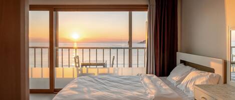 Basic Room, 1 Bedroom (Room 301 Pension(Ocean View/BBQ))