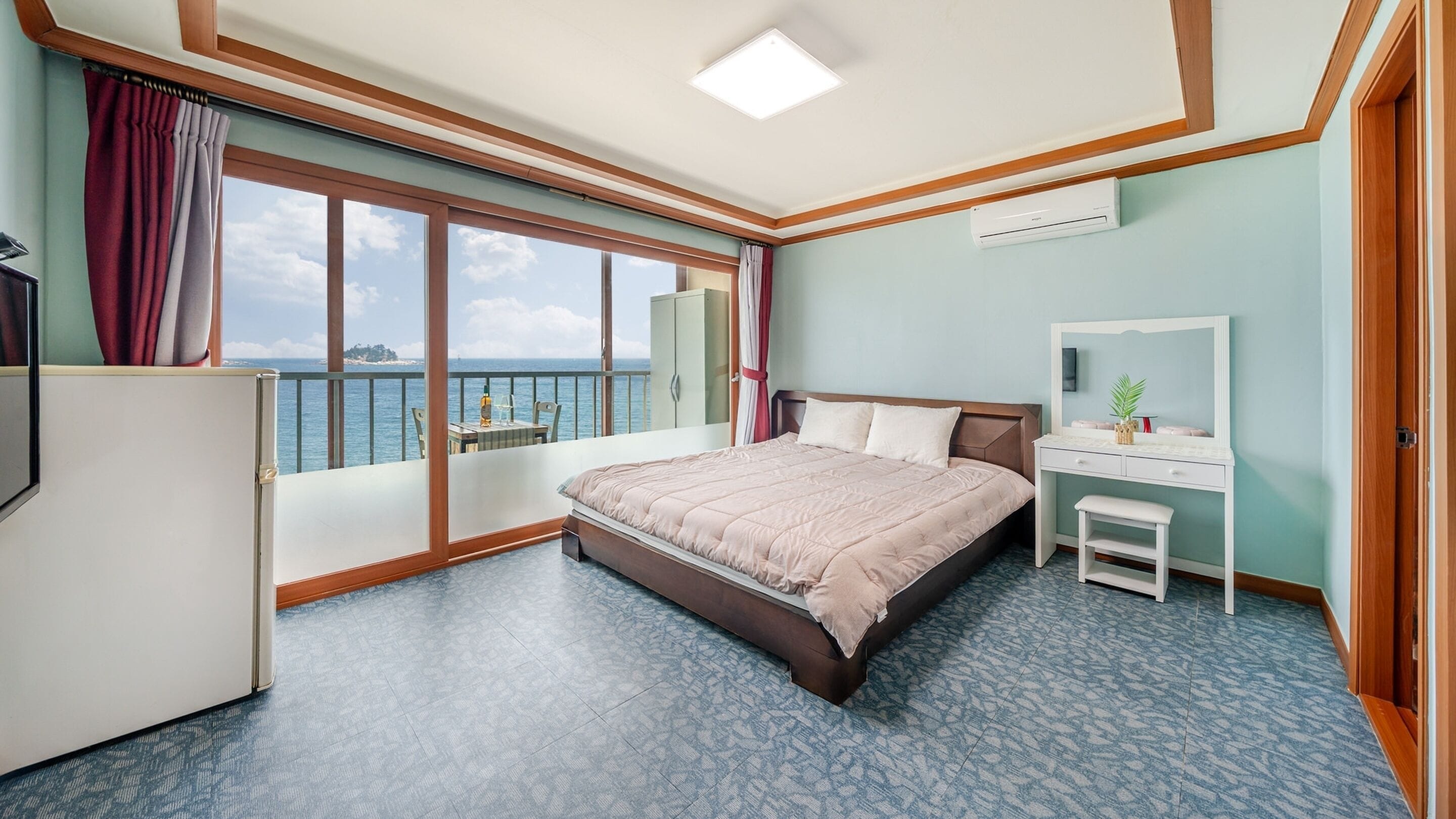 Basic Room, 1 Bedroom (Room 301 Pension(Ocean View/BBQ)) | 1 bedroom, free WiFi