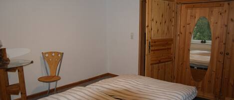 3 habitaciones, cuna de viaje y wifi