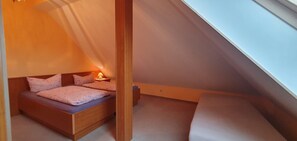1 bedroom, WiFi, bed sheets
