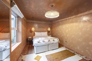 2 bedrooms, desk, iron/ironing board, travel cot