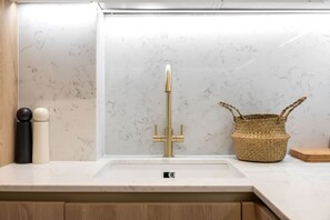 Haartrockner, Handtücher