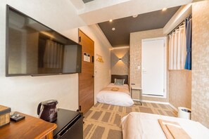 1 bedroom, WiFi - 202 Hotel within walking distance of Asakusa/Ueno/Akihabara for downtown sightseeing/Skytree (台東区)