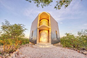 Fachada de la propiedad