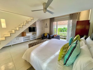 Luxury Apartment, Kitchenette, Garden View | Iron/ironing board, free WiFi - by Calamari Homes - Edificio Centenario (Cartagena)
