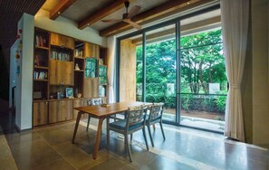 Bagian depan properti