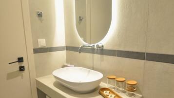 Premium appartement, uitzicht op stad | Badkamer