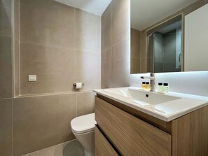 Bathroom - Stay U-nique Apartments Balmes II (Barcelona)