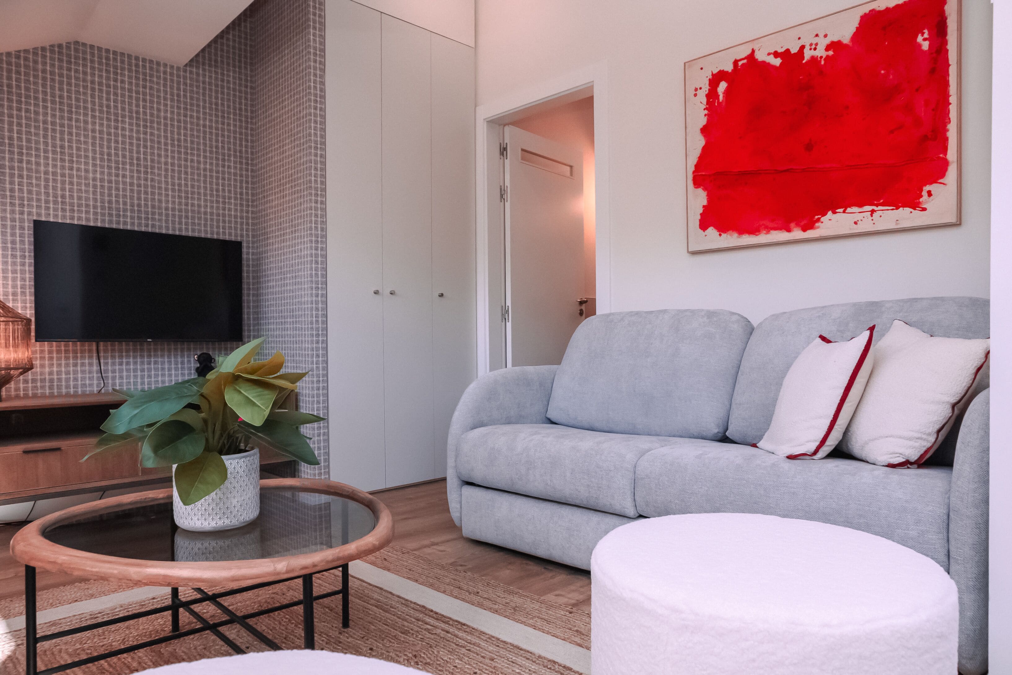 Comfort studio | Individueel gedecoreerd, een bureau, gratis wifi, beddengoed