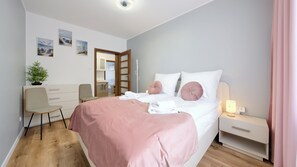 Apartment (14)