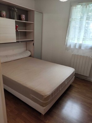 2 chambres, fer et planche à repasser, Wi-Fi