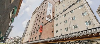 MARU HOTEL