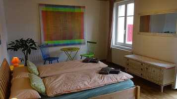 Shared Dormitory, 1 Bedroom, Smoking, Balcony | 1 bedroom
