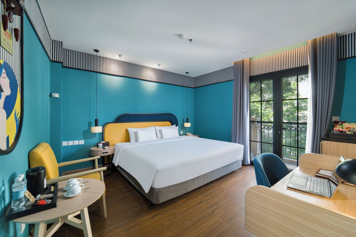 Premium Deluxe Double or Twin bed