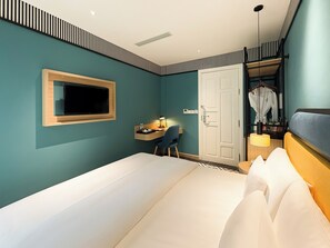 Habitació doble superior | Minibar, caixa forta a l'habitació, escriptori i cortines opaques 