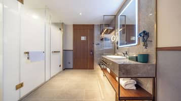 Panoramic Double Room | Living area | TV