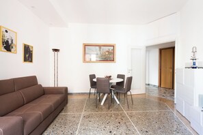 Living area - Macedonia 30 Bright Flat (Rome)