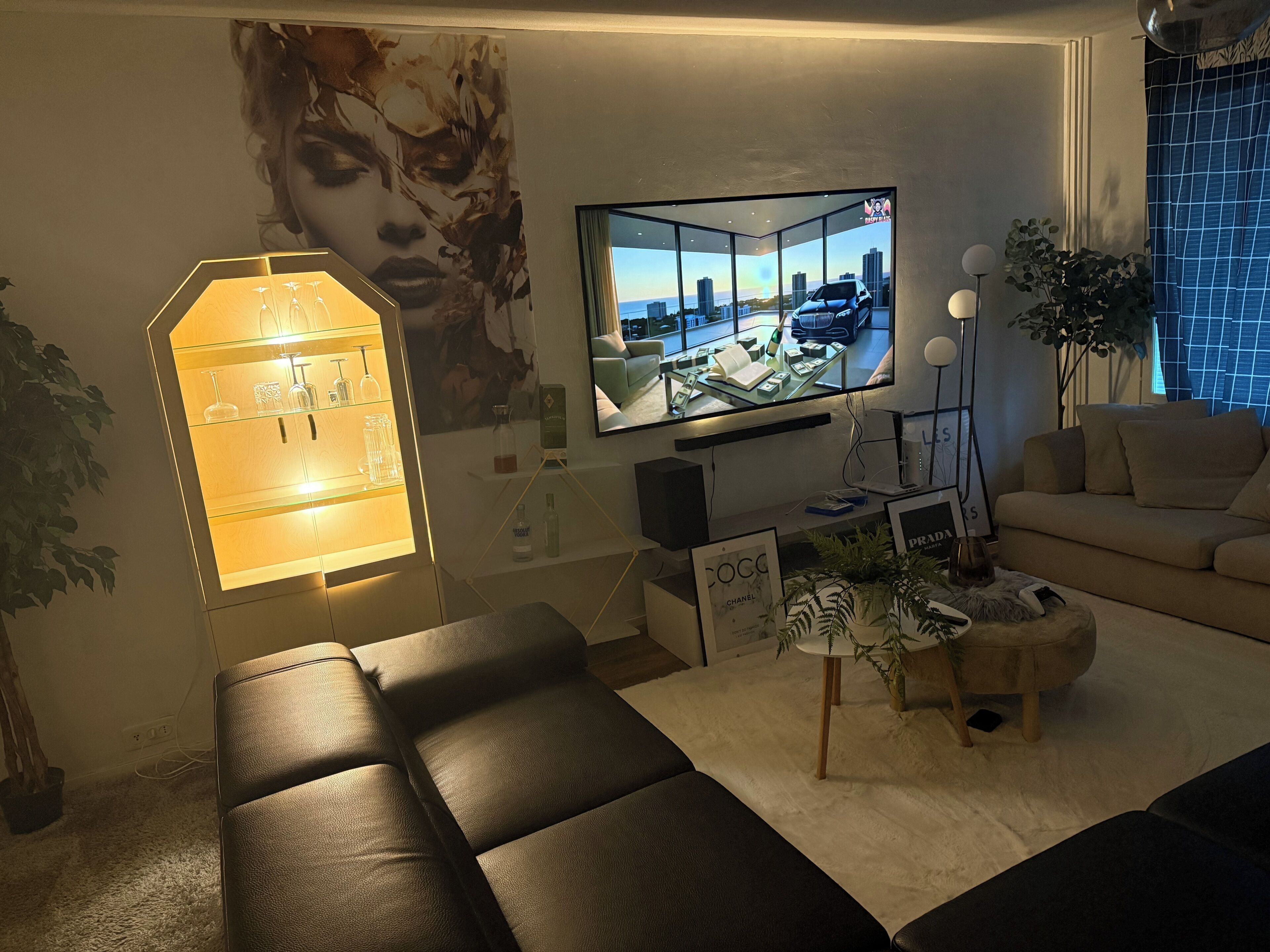 Apartment, 1 Bedroom, Balcony | Living room