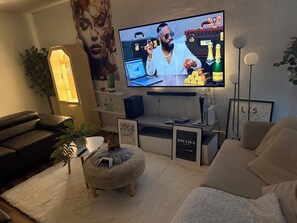 Apartamento, 1 habitación, balcón | Sala de estar
