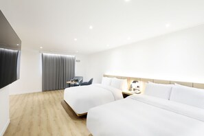 Suite Twin-Basic occupancy: 2 people. Additional person(including infants) 10,000 KRW on site | Desk, soundproofing, free WiFi - Brown Dot Hotel  Hongseong Naepo (Hongseong)