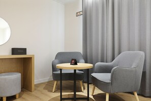 Spa Twin-Basic occupancy: 2 people. Additional person(including infants) 10,000 KRW on site | Desk, free WiFi - Brown Dot Hotel  Hongseong Naepo (Hongseong)