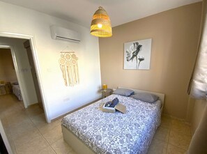 2 chambres, fer et planche à repasser, Wi-Fi, literie fournie