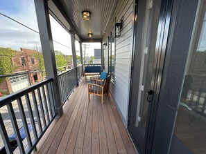 Property grounds - Brand New Construction! 3 Apartments/5 Bed/ 3 Bath Broadway Neighborhood (Newport)