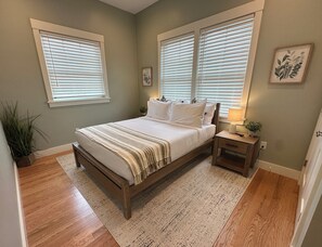 1 chambre, fer et planche à repasser, lit parapluie, Wi-Fi gratuit