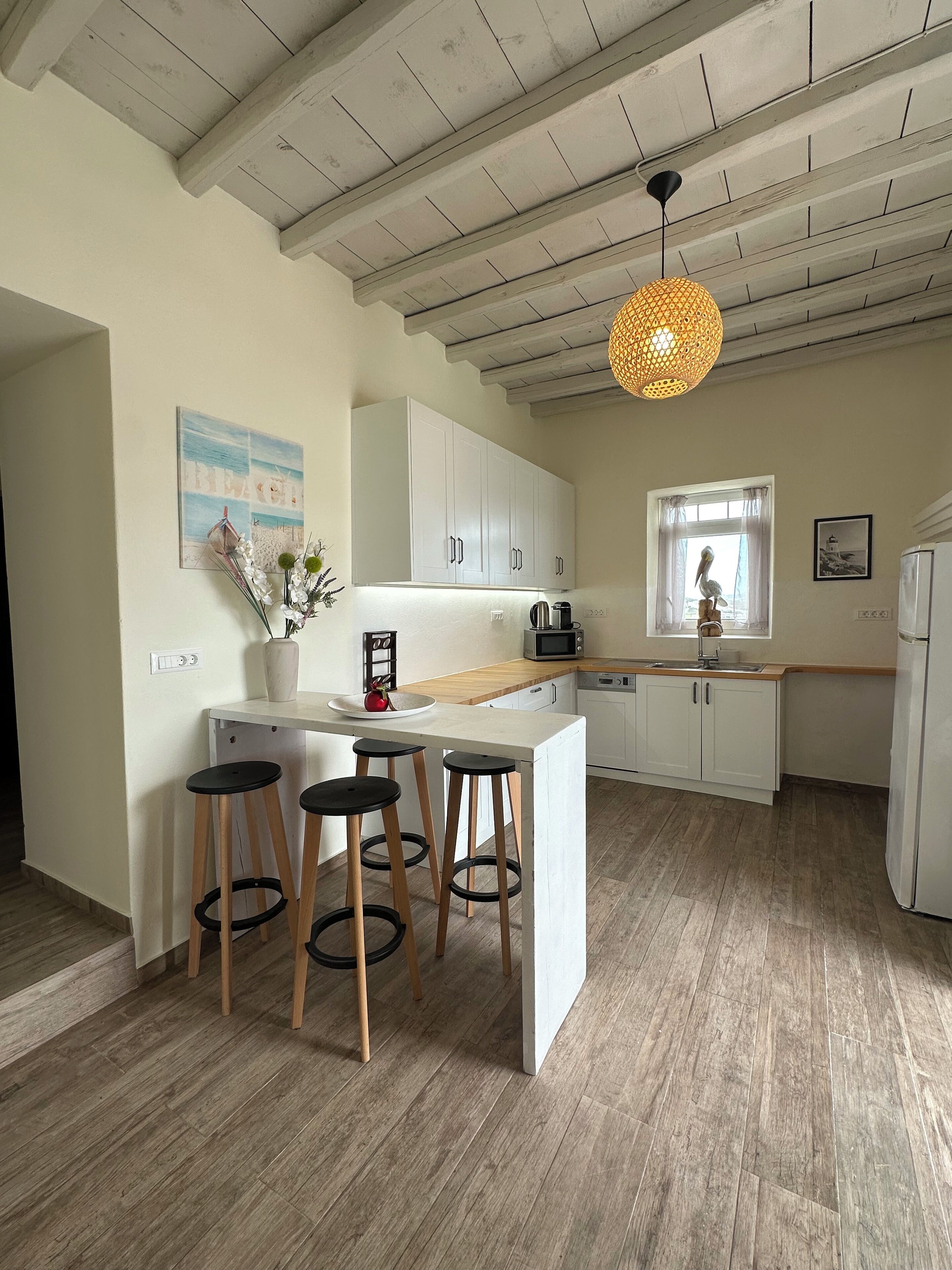 Mikrowelle, Ofen, Herdplatte, Geschirrspüler