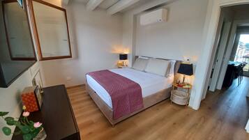 1 camera, ferro/asse da stiro, Wi-Fi gratuito, lenzuola