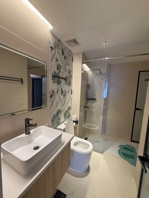 Handtücher, Toilettenpapier