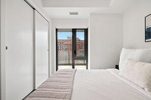 2 bedrooms, desk, iron/ironing board, free WiFi