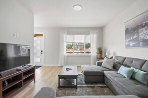 Smart TV, offices