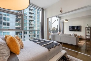 Desk, iron/ironing board, free WiFi, bed sheets