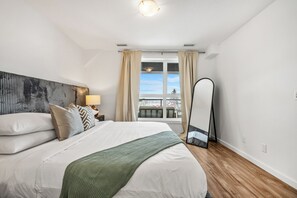 2 habitaciones, tabla de planchar con plancha y wifi gratis 