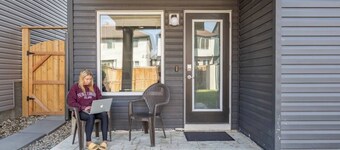 Walkout Suite in Nolan Hill 2BR Shopping & AC