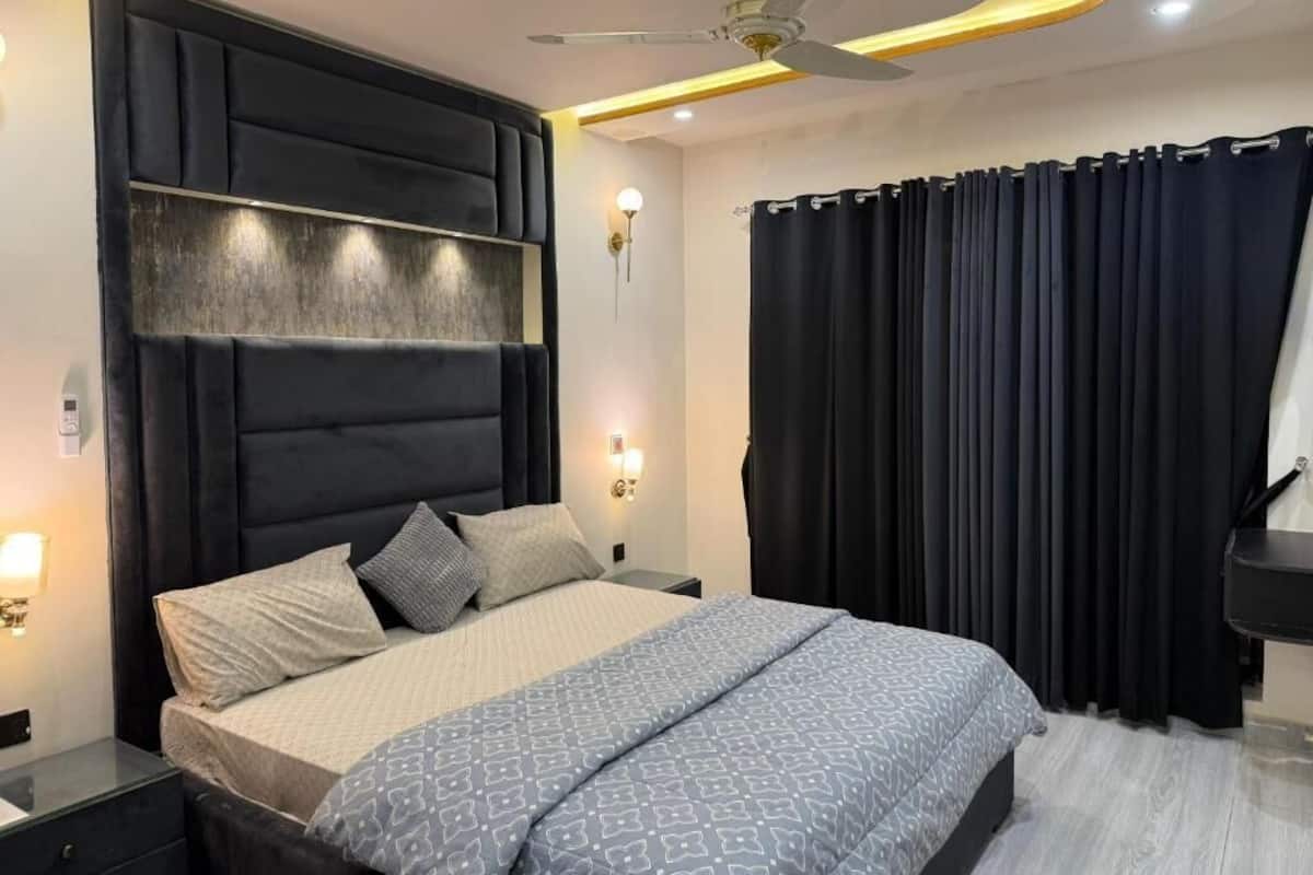 Camera Deluxe con letto matrimoniale o 2 letti singoli | Wi-Fi gratuito
