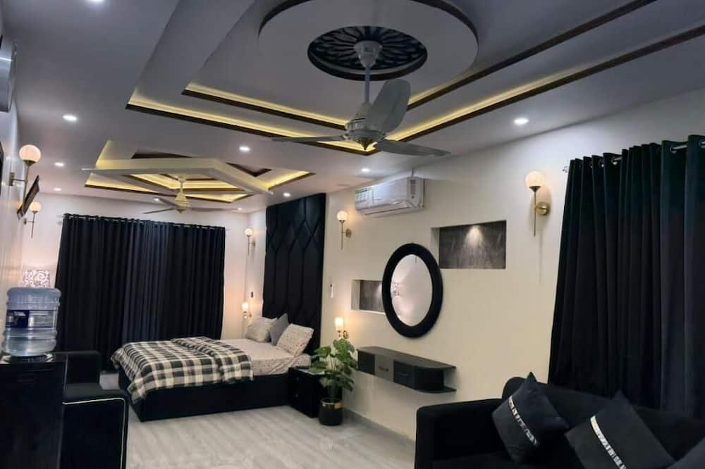 The Sapphire Suites