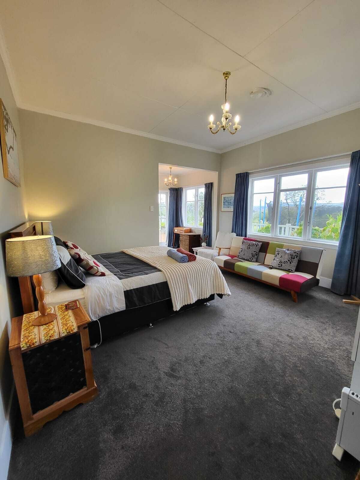 4 bedrooms, in-room safe, iron/ironing board, WiFi