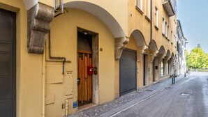 Exterior detail - Ai due Fiumi - Treviso (Treviso)